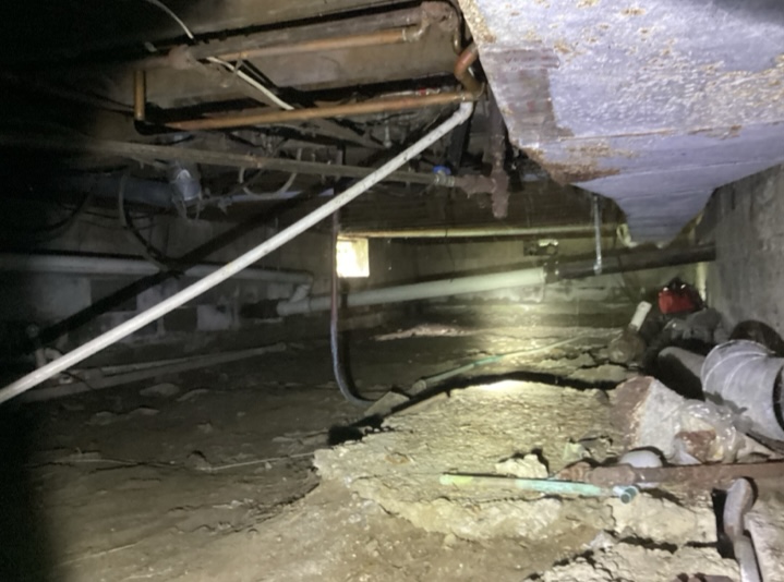 Grand Blanc Unhealthy Crawlspace