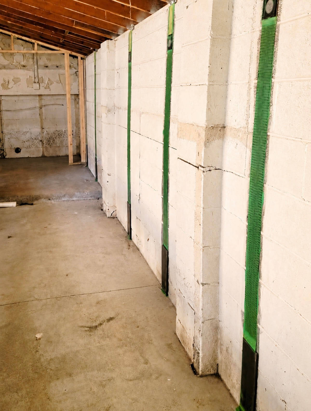 Carbon Fiber Wall Straps